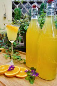 Sirup mit Orange und Minze